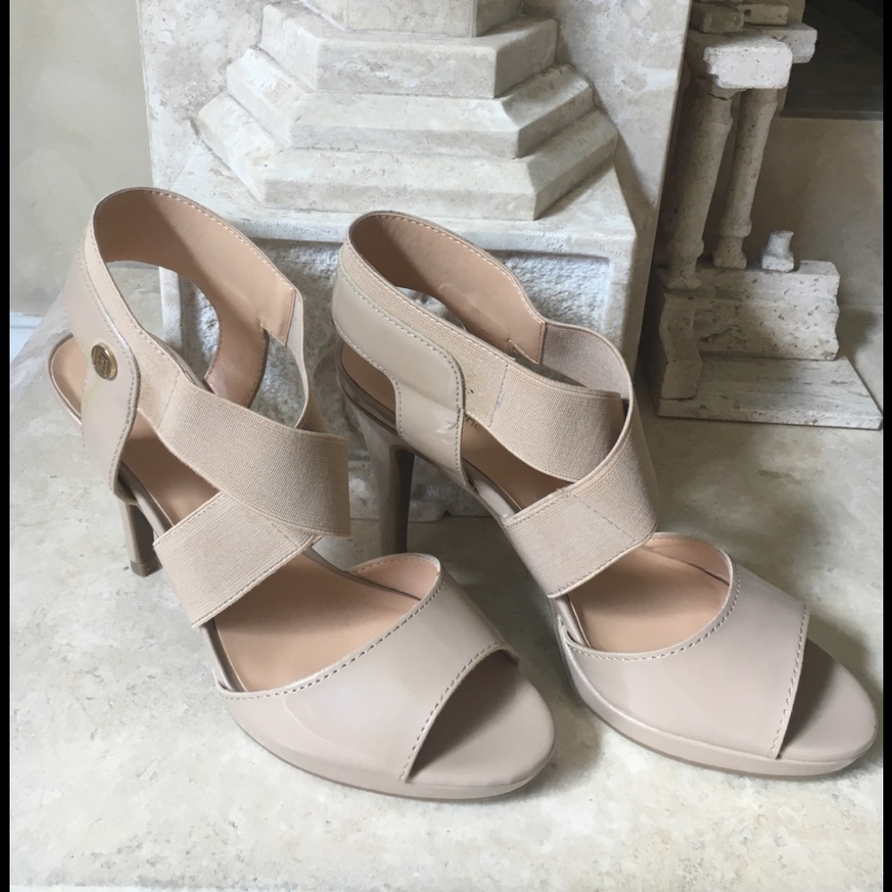 Liz Claiborne heels 👠